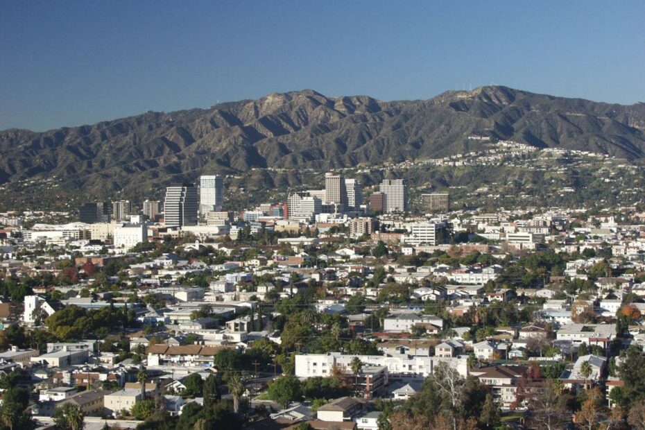 Glendale | Los Angeles County, San Fernando Valley, Suburban City |  Britannica