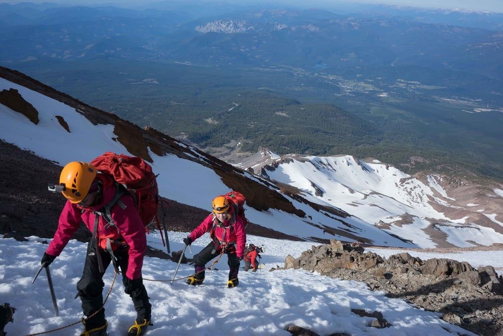 Mount Shasta Summit Climb Of Avalanche Gulch — International Alpine Guides