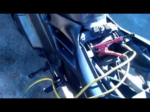 How To Jumpstart A Motorcycle With A Car - Youtube