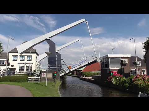 Brugopening Tolbrug Leimuiden Ophaalbrug Drawbridge/ Pont-levis/ Klappbrücke