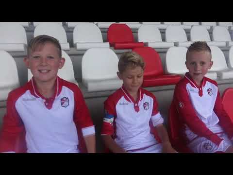 Hoe zit het met het shirt van de jeugd van FC Emmen?